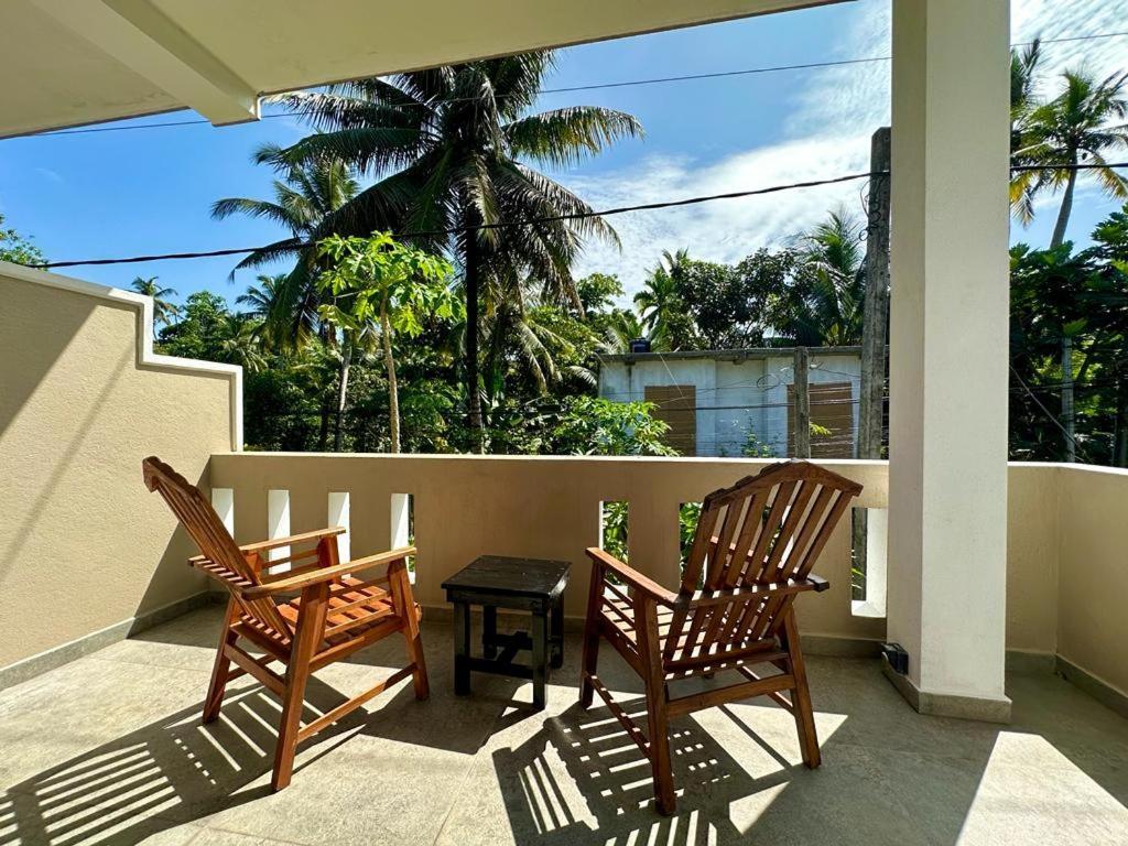 Siyon Yula - Guest House Хіккадува Номер фото