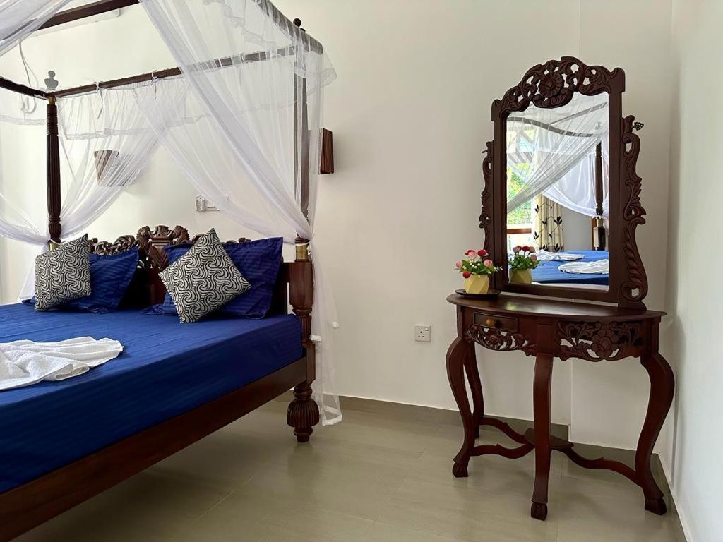 Siyon Yula - Guest House Хіккадува Екстер'єр фото